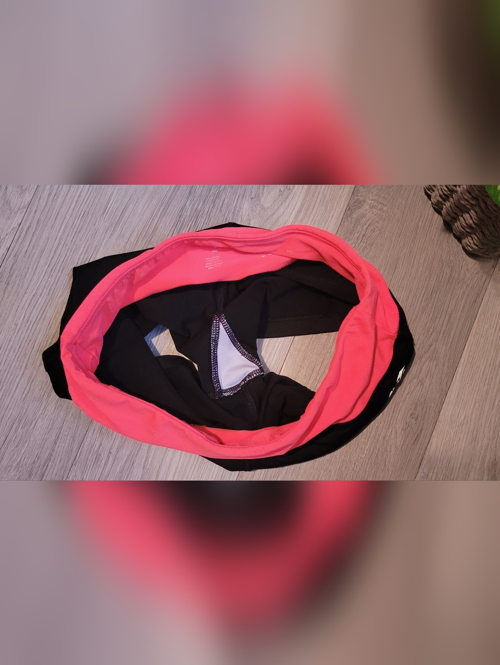 Avia Black & Pink Orange Athletic Running Shorts With Waistband Pocket, Medium - Picture 10 of 13